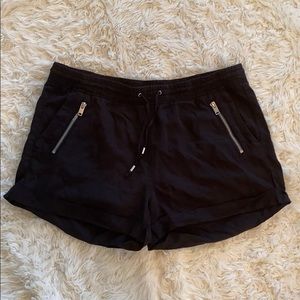 H&M Black Zipper Shorts